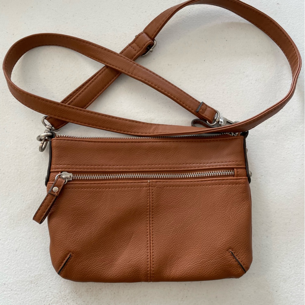 Crossbody purse